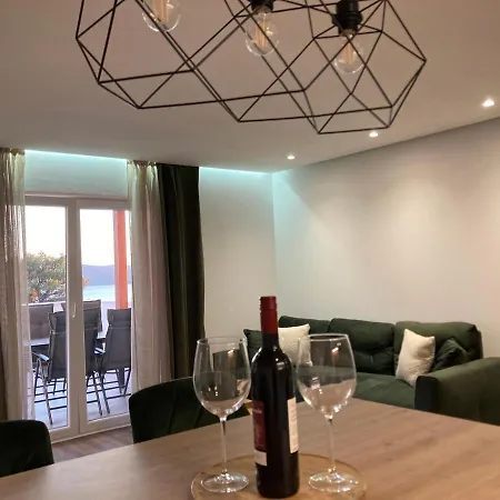 Luxury Nr * Šibenik