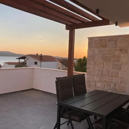 Luxury Nr